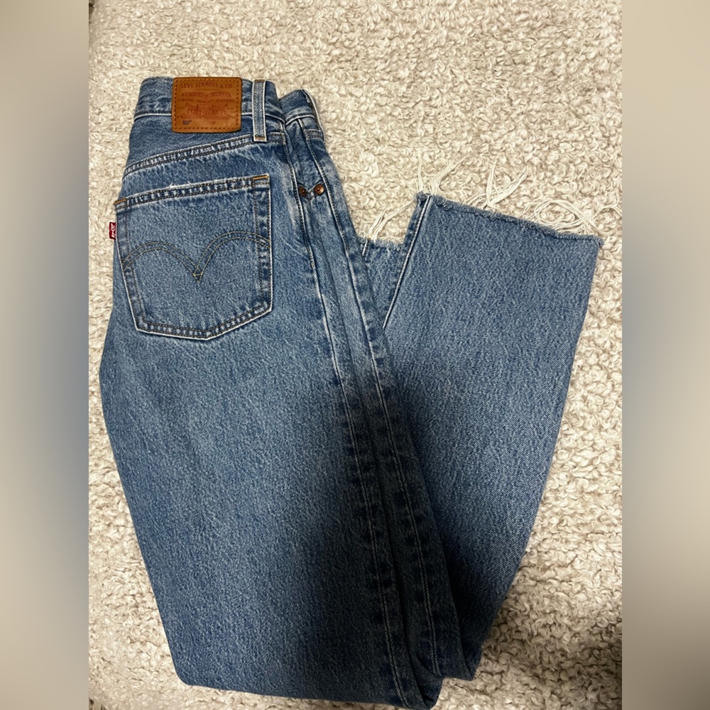 Levi's 501 Original Fit jeans - size 26 x 30, medium wash